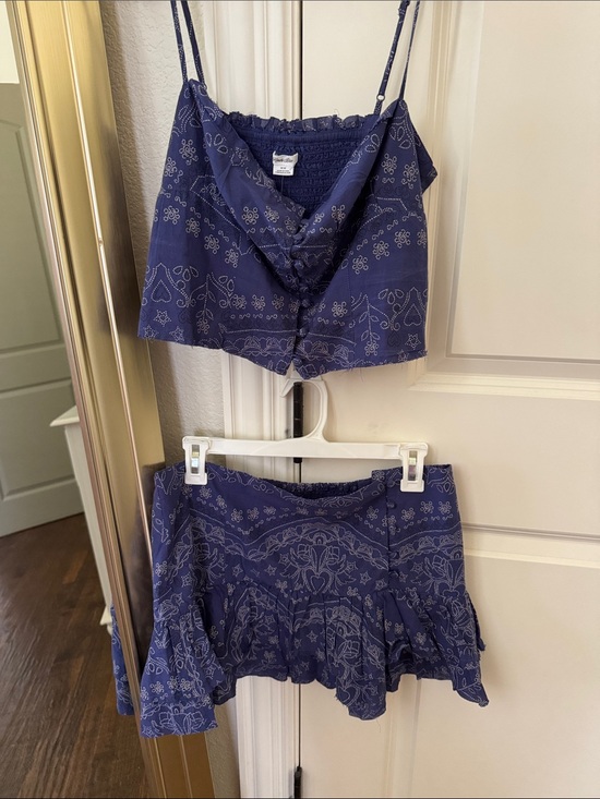 Kimchi Blue Dresses & Skirts - Kimchi Blue Blue Bandana-Print Two-Piece Set